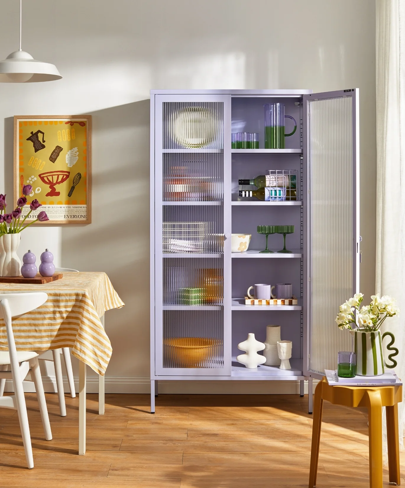 The Collector in Lilac - Image 5