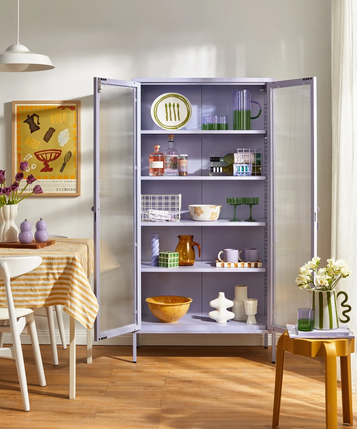 The Collector in Lilac - Image 6