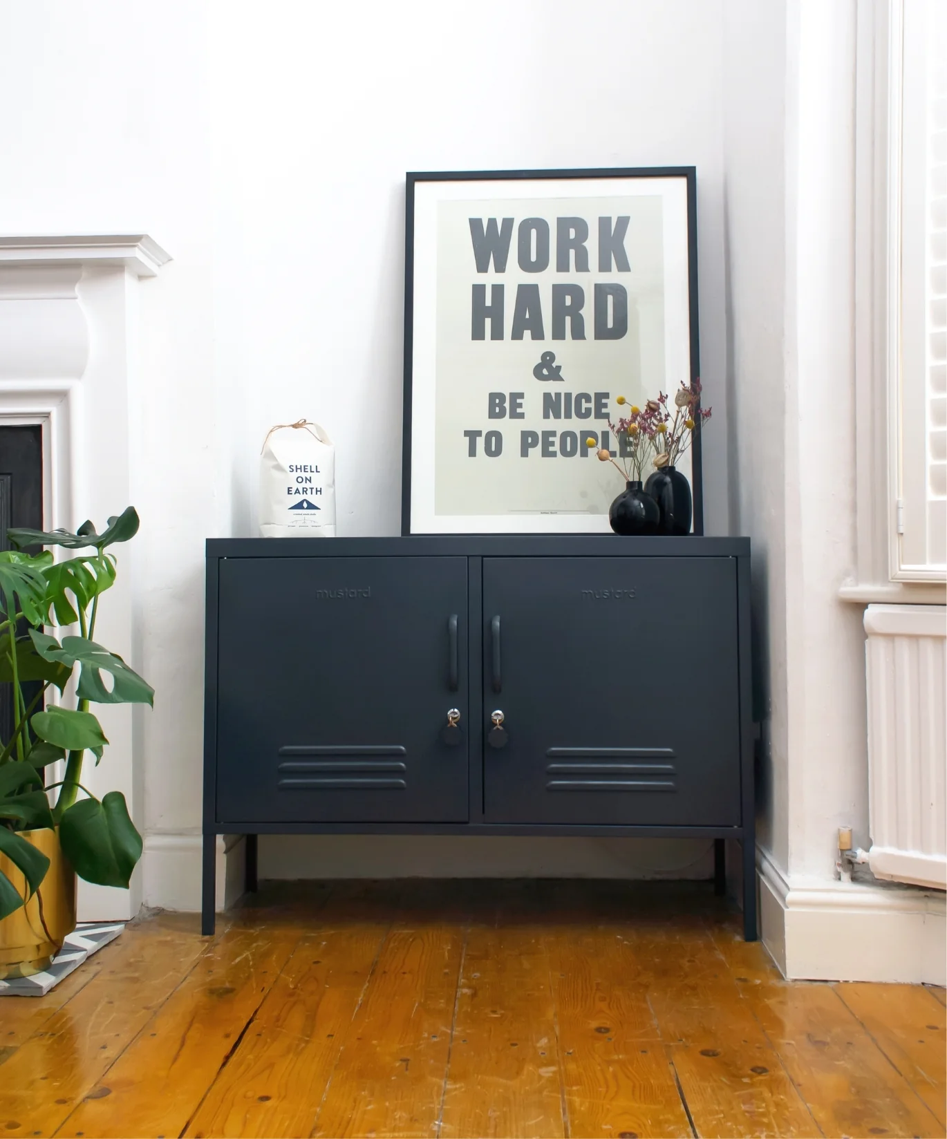 The Lowdown in Slate - Image 6