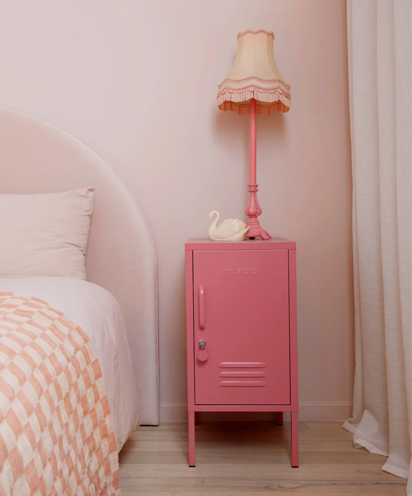 The Shorty in Berry - Image 6