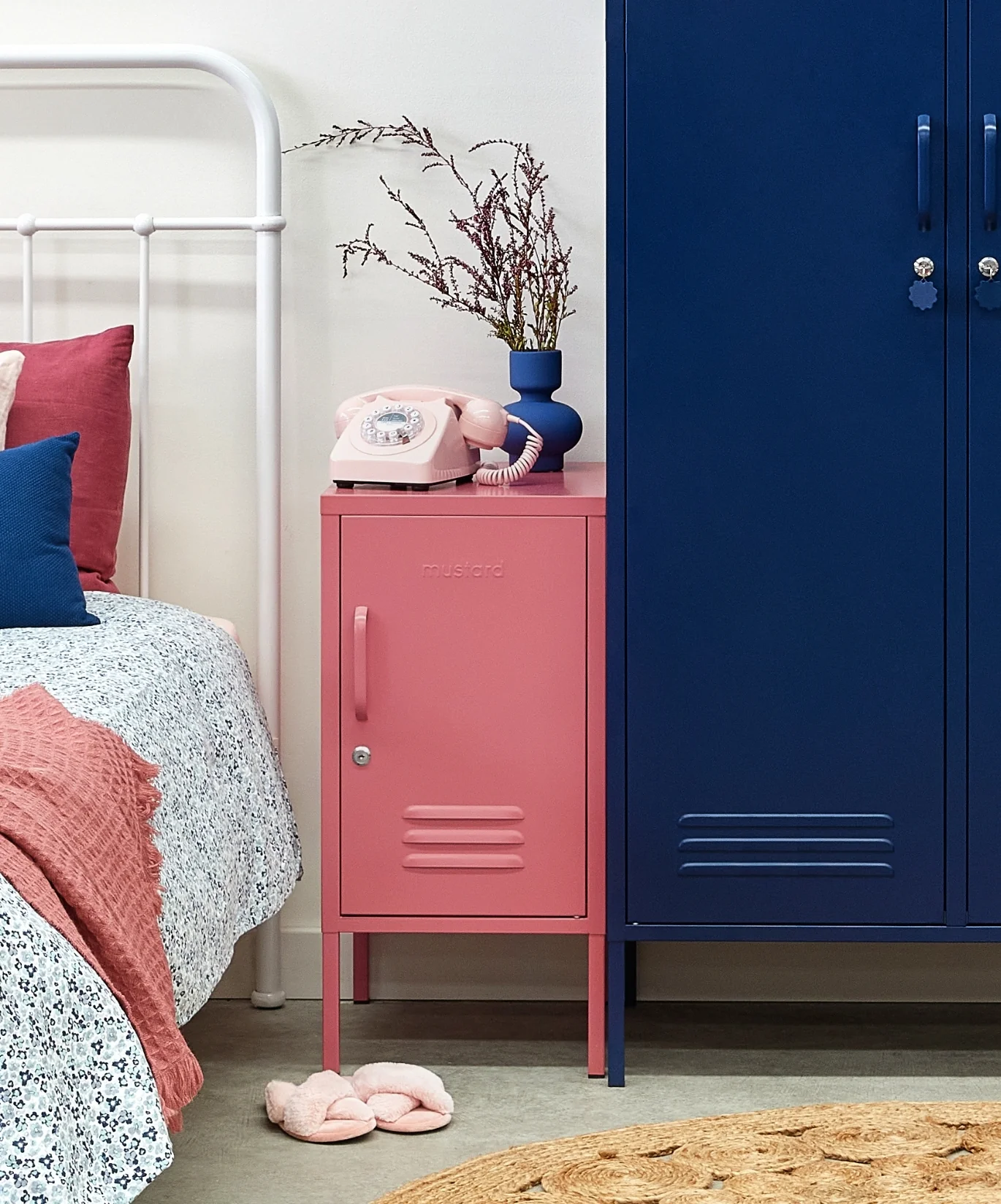 The Shorty in Berry - Image 7